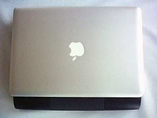 Unibody MacBook on top of Pismo PowerBook