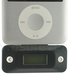 Slim iPod/iPhone FM transmitter