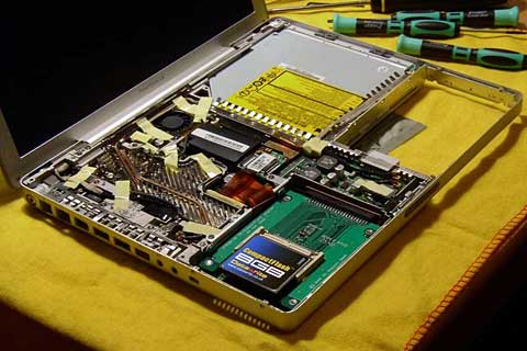 Flash in a 12-inch PowerBook G4