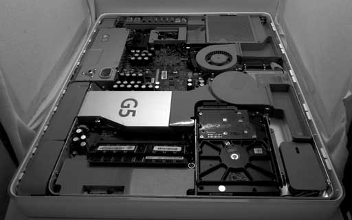 iMac G5 interior