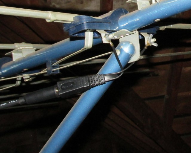 Our old blue antenna, attached to the new balun and coaxial cable