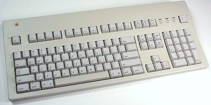 Apple Extended Keyboard