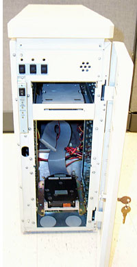 Dash 30fx, front view with cover removed