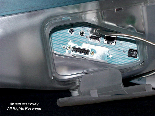 iMac with VGA port