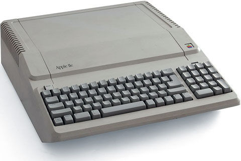 Platinum Apple IIe